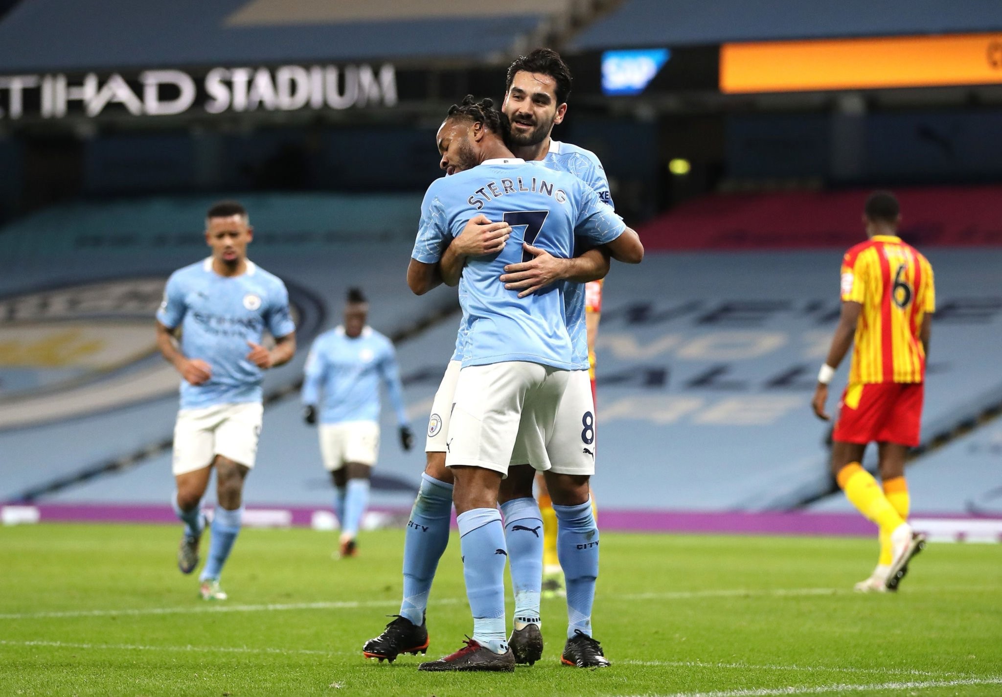 困境时依靠 困境时依靠